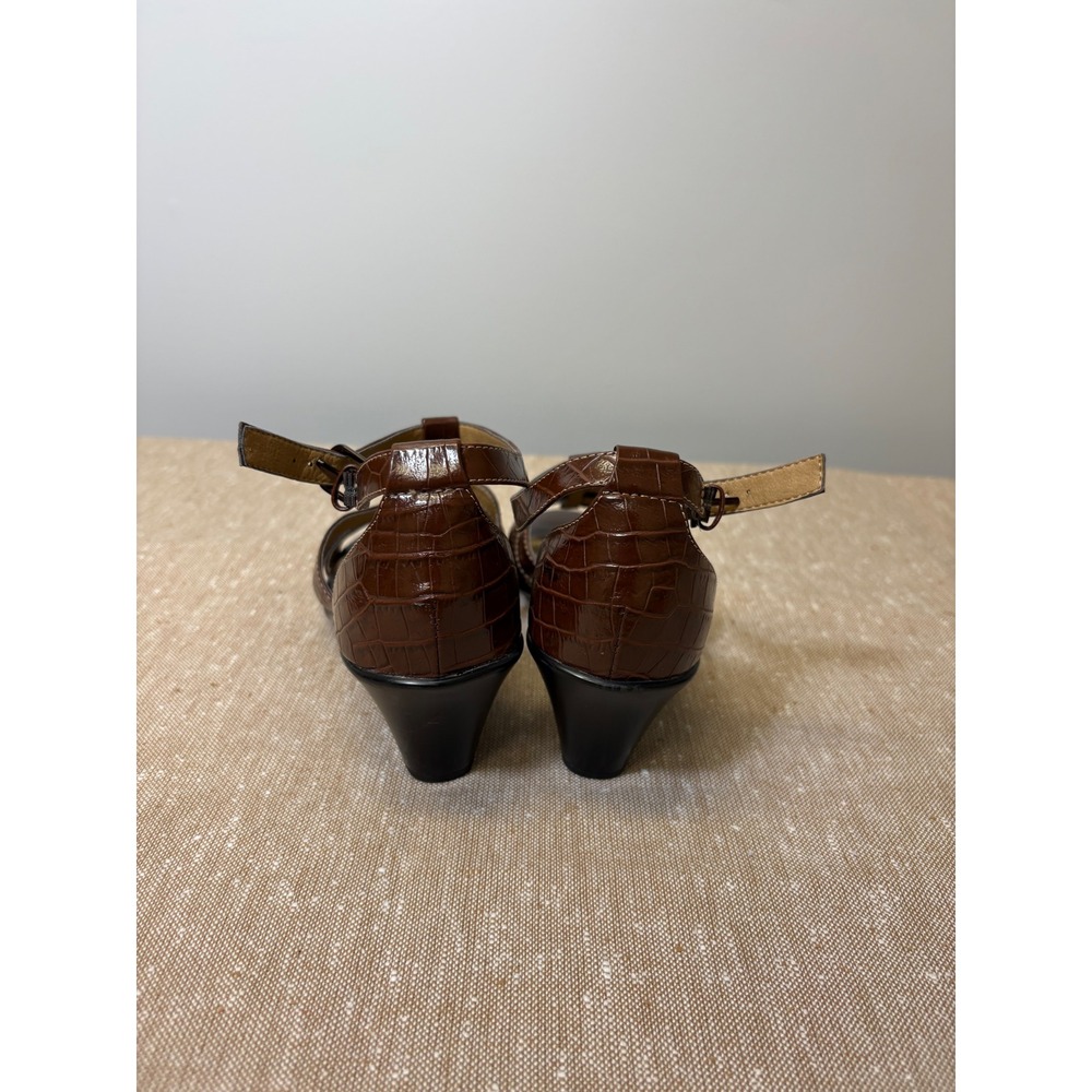 Croc Embossed Sandals Chocolate Brown T-Strap Minimalist Comfort Block Heel 7M - Picture 8 of 16
